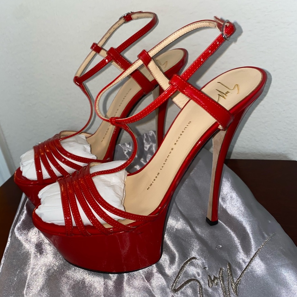 Giuseppe Zanotti Platform Sandal Red (never worn)